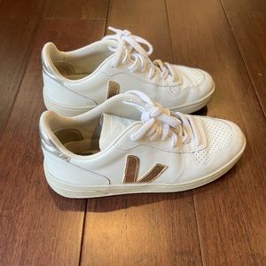 Veja Sneakers